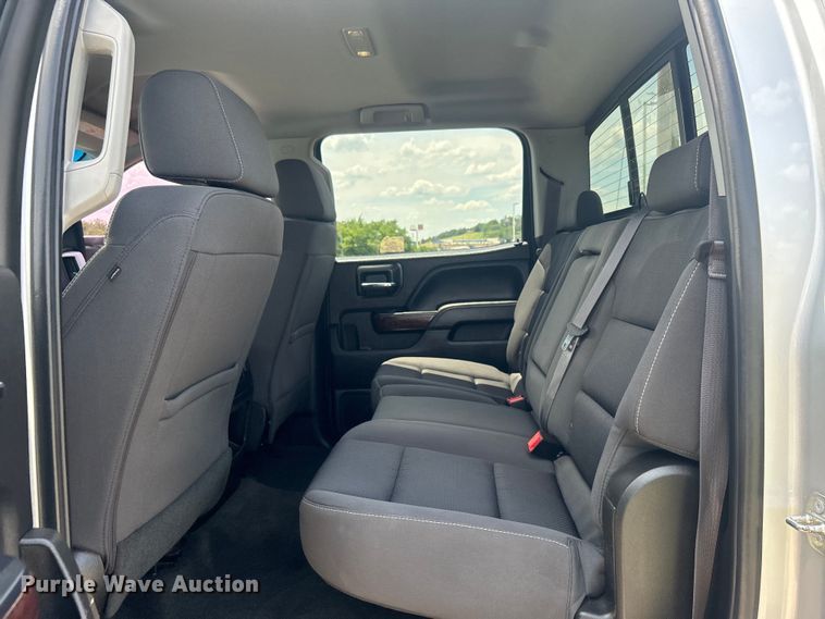 image for item DO6614 2017 GMC Sierra 2500HD Crew Cab pickup truck