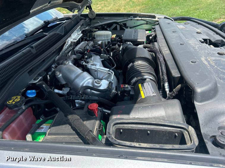 image for item DO6614 2017 GMC Sierra 2500HD Crew Cab pickup truck