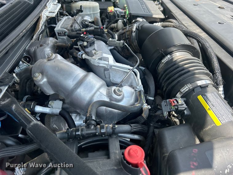 image for item DO6614 2017 GMC Sierra 2500HD Crew Cab pickup truck