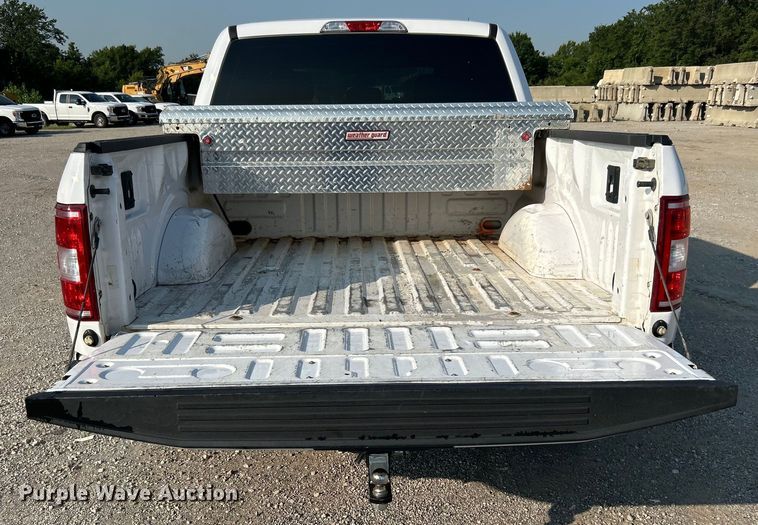 image for item DO6620 2020 Ford F150 XL SuperCrew pickup truck