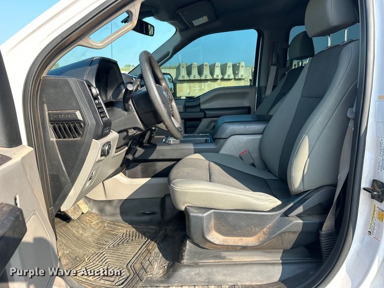 image for item DO6620 2020 Ford F150 XL SuperCrew pickup truck