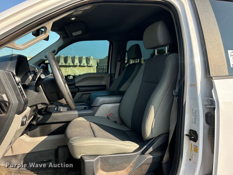 image for item DO6620 2020 Ford F150 XL SuperCrew pickup truck