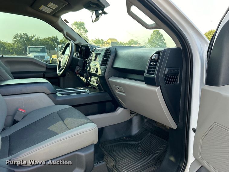 image for item DO6620 2020 Ford F150 XL SuperCrew pickup truck