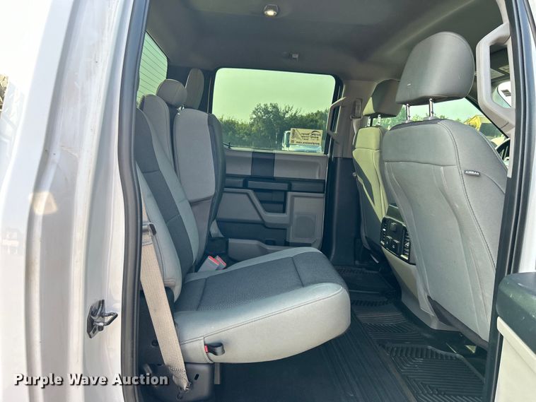 image for item DO6620 2020 Ford F150 XL SuperCrew pickup truck