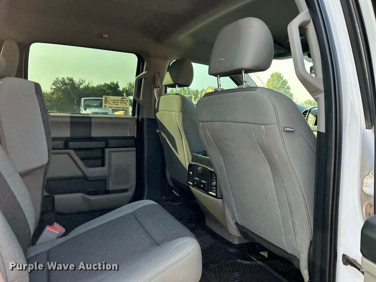 image for item DO6620 2020 Ford F150 XL SuperCrew pickup truck