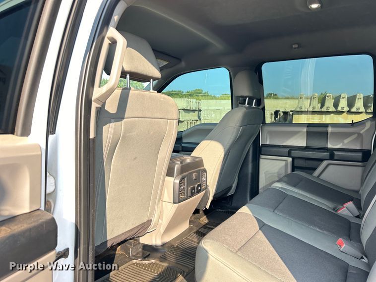 image for item DO6620 2020 Ford F150 XL SuperCrew pickup truck