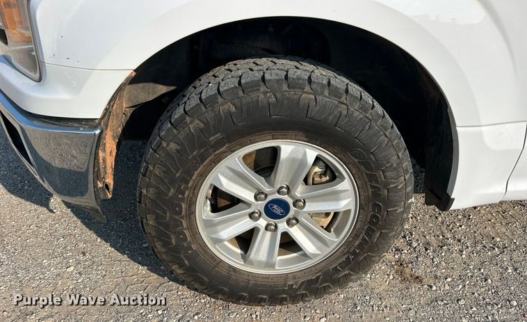 image for item DO6620 2020 Ford F150 XL SuperCrew pickup truck