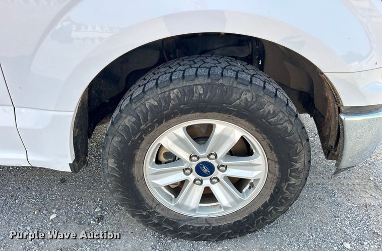 image for item DO6620 2020 Ford F150 XL SuperCrew pickup truck