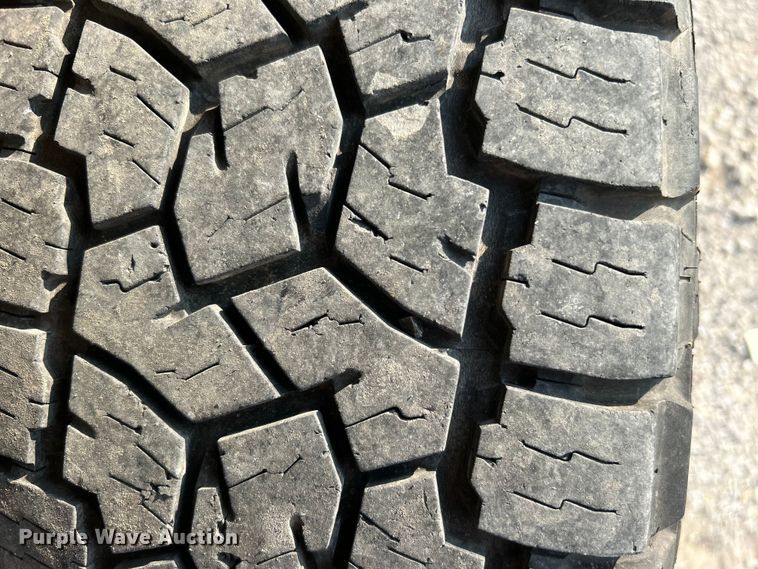 image for item DO6620 2020 Ford F150 XL SuperCrew pickup truck