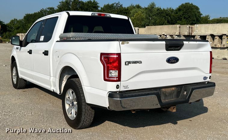 image for item DO6622 2017 Ford F150 XLT SuperCrew pickup truck