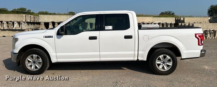 image for item DO6622 2017 Ford F150 XLT SuperCrew pickup truck