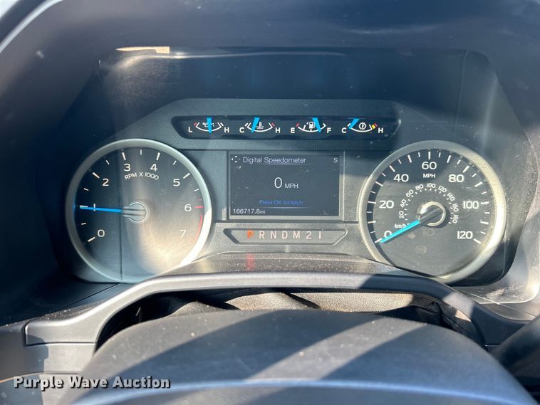 image for item DO6622 2017 Ford F150 XLT SuperCrew pickup truck