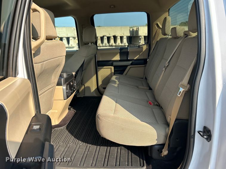 image for item DO6622 2017 Ford F150 XLT SuperCrew pickup truck