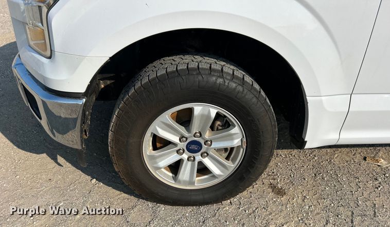 image for item DO6622 2017 Ford F150 XLT SuperCrew pickup truck