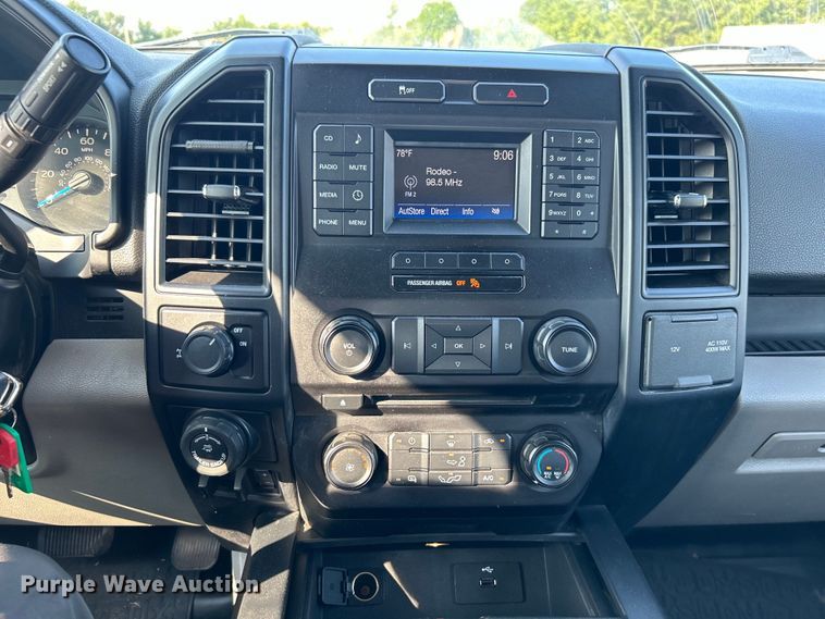 image for item DO6623 2016 Ford F150 XL SuperCrew pickup truck