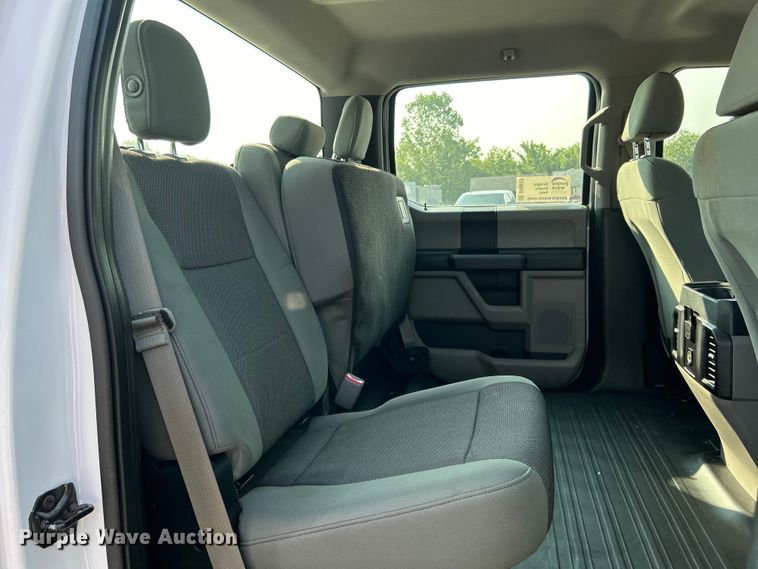 image for item DO6623 2016 Ford F150 XL SuperCrew pickup truck