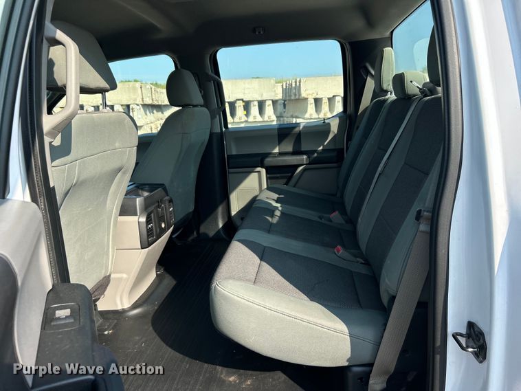 image for item DO6623 2016 Ford F150 XL SuperCrew pickup truck