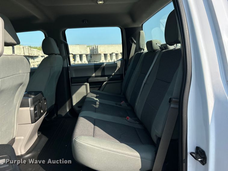 image for item DO6623 2016 Ford F150 XL SuperCrew pickup truck