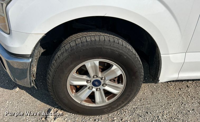 image for item DO6623 2016 Ford F150 XL SuperCrew pickup truck