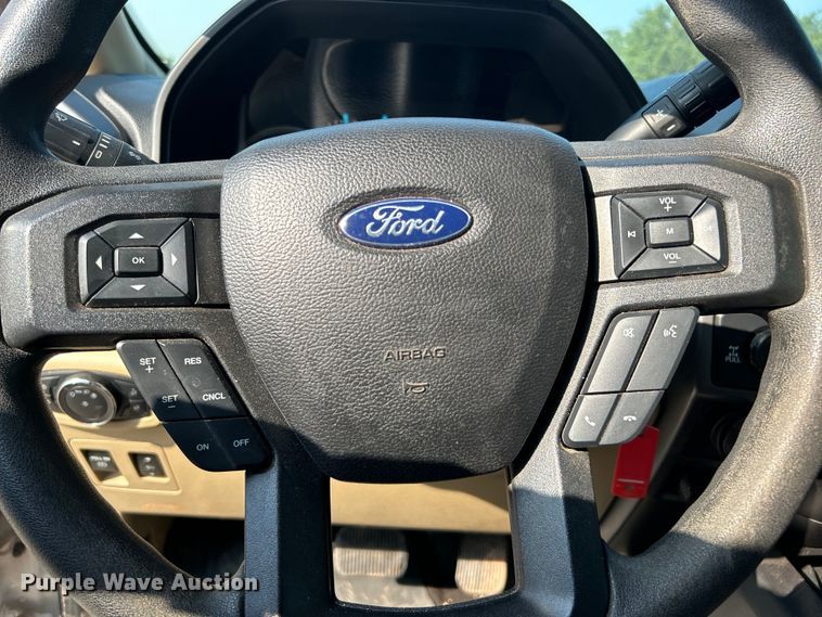 image for item DO6624 2020 Ford F150 XLT SuperCrew pickup truck