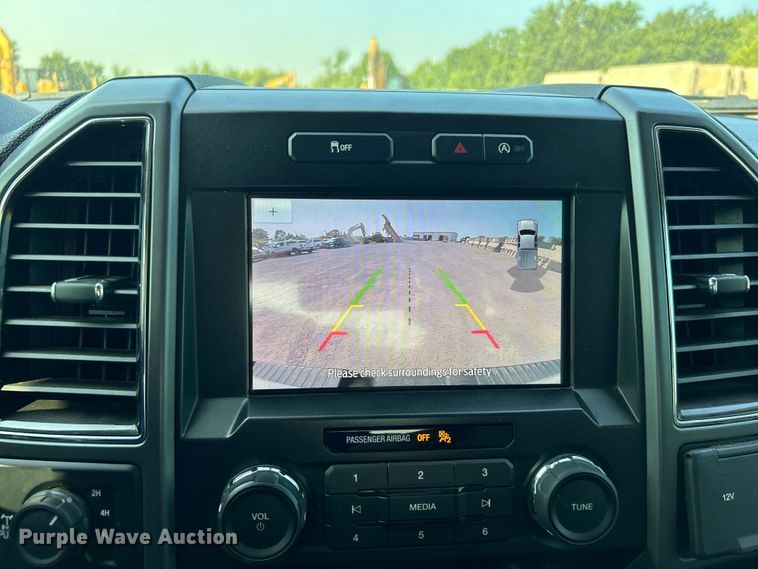 image for item DO6624 2020 Ford F150 XLT SuperCrew pickup truck