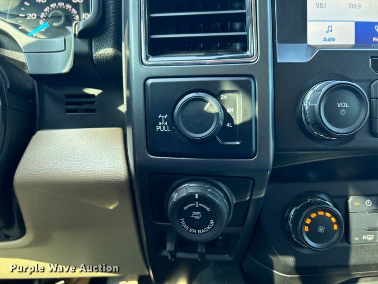 image for item DO6624 2020 Ford F150 XLT SuperCrew pickup truck