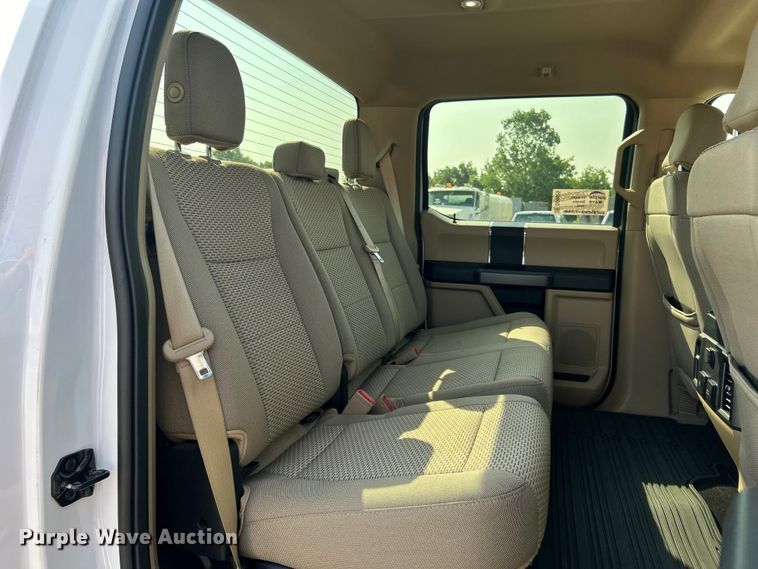 image for item DO6625 2018 Ford F150 XLT SuperCrew pickup truck