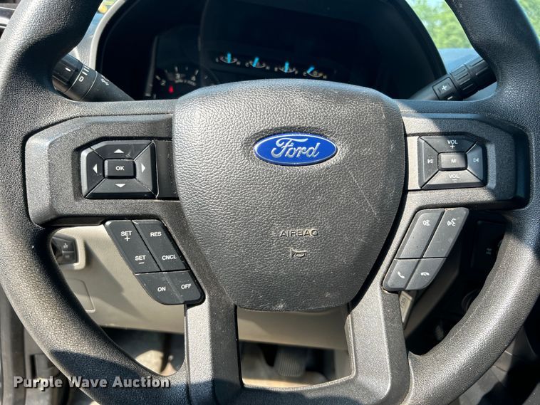 image for item DO6627 2019 Ford F150 XL SuperCrew pickup truck