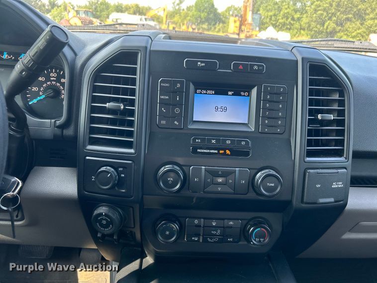 image for item DO6627 2019 Ford F150 XL SuperCrew pickup truck