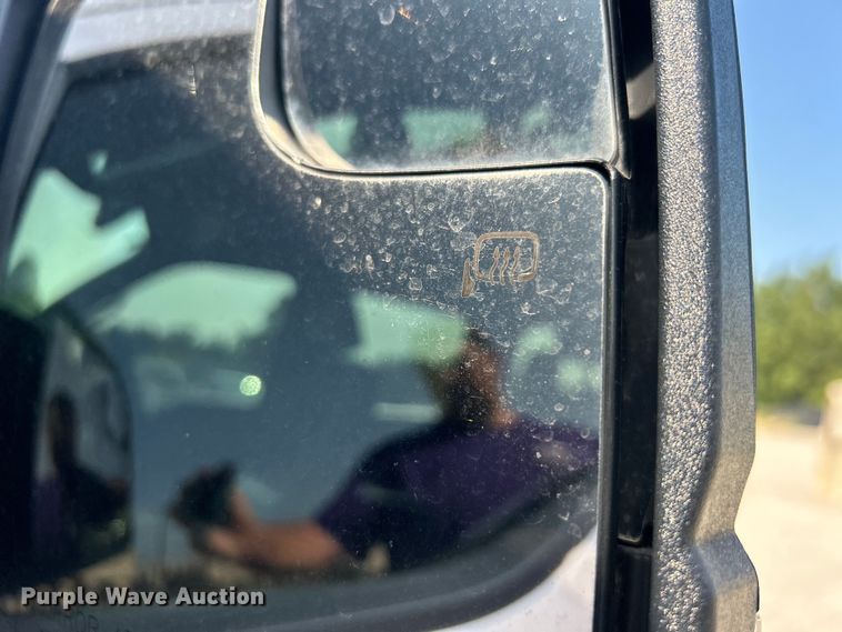 image for item DO6627 2019 Ford F150 XL SuperCrew pickup truck