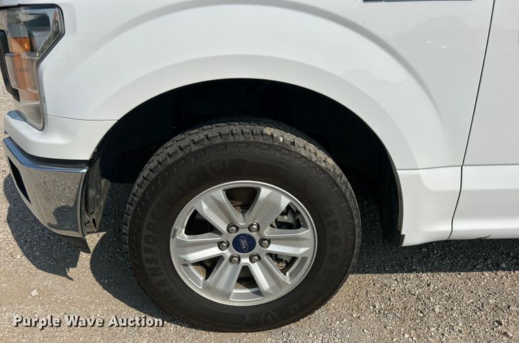 image for item DO6627 2019 Ford F150 XL SuperCrew pickup truck