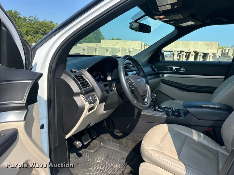 image for item DO6628 2018 Ford Explorer XLT SUV