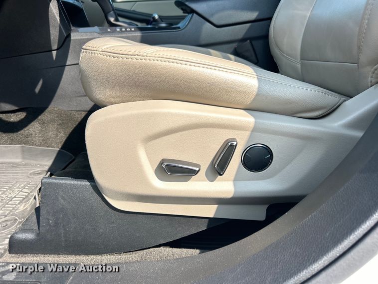 image for item DO6628 2018 Ford Explorer XLT SUV