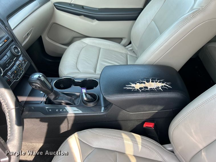 image for item DO6628 2018 Ford Explorer XLT SUV