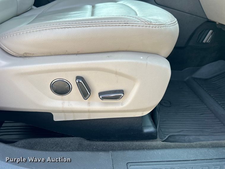 image for item DO6628 2018 Ford Explorer XLT SUV