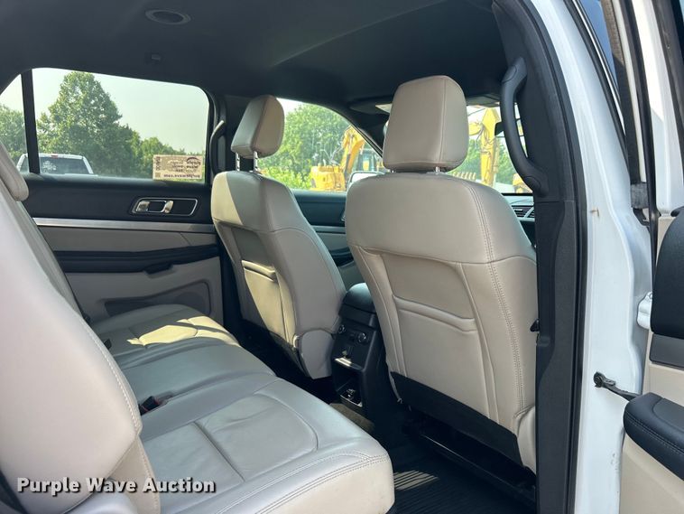 image for item DO6628 2018 Ford Explorer XLT SUV