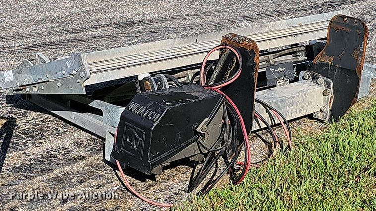 image for item DP6581 2019 Waltco HLF-30 end gate lift