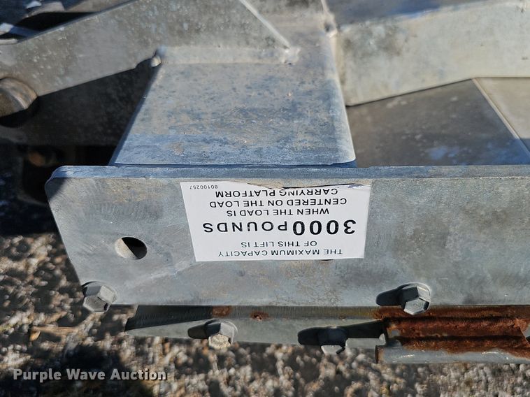 image for item DP6581 2019 Waltco HLF-30 end gate lift