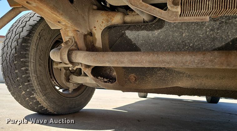 image for item DP6586 2003 GMC Savana box truck