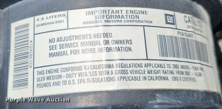 image for item DP6586 2003 GMC Savana box truck