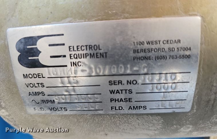 image for item DP6587 2001 Genie S60 boom lift