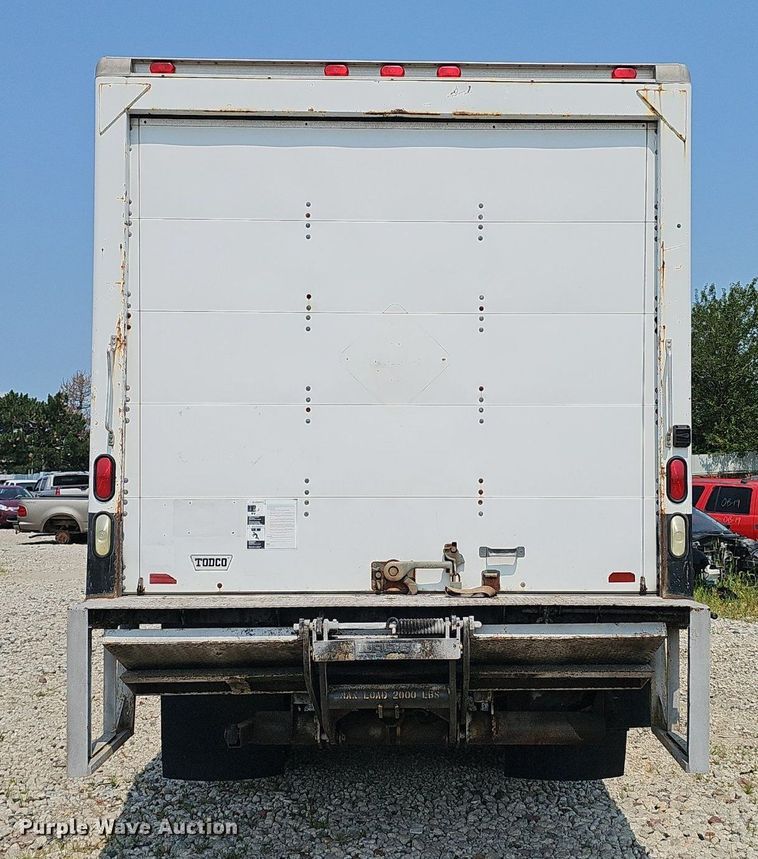 image for item DP6595 2005 Ford F750 Super Duty XL box truck