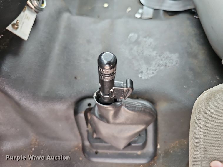 image for item DP6595 2005 Ford F750 Super Duty XL box truck