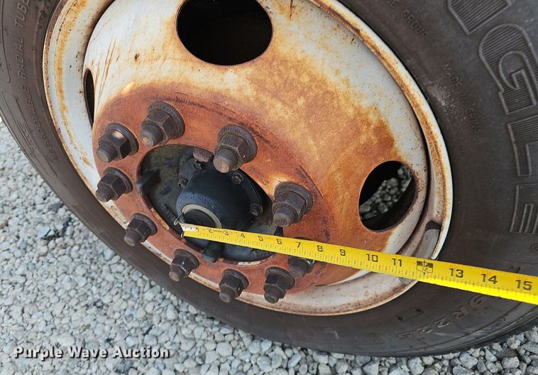 image for item DP6595 2005 Ford F750 Super Duty XL box truck