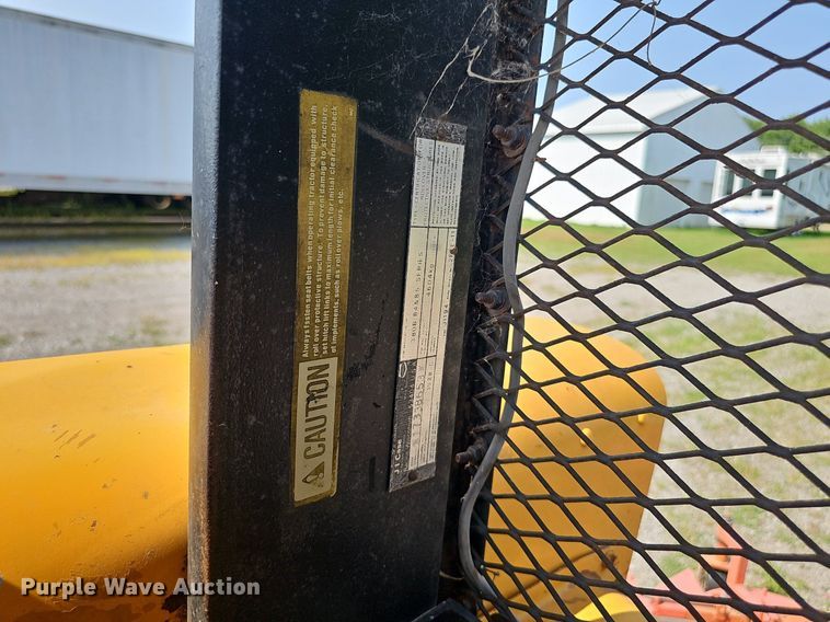 image for item DP6597 1991 Case IH 595 tractor