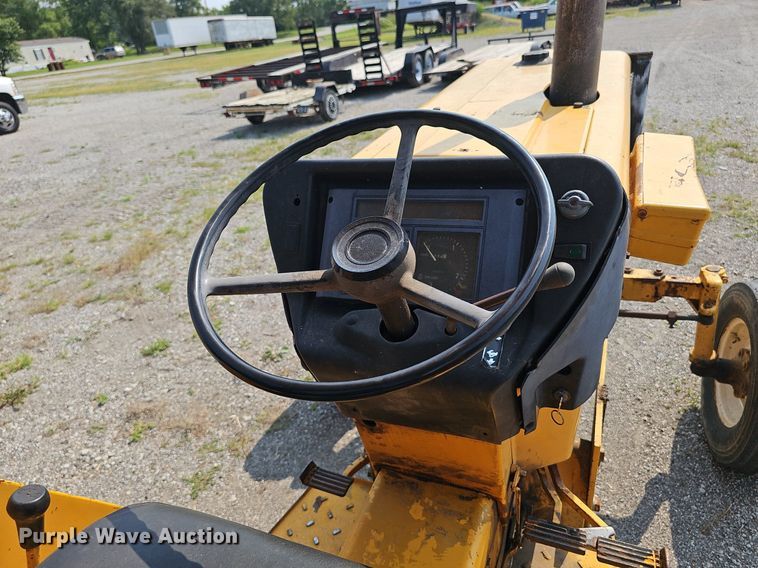 image for item DP6597 1991 Case IH 595 tractor