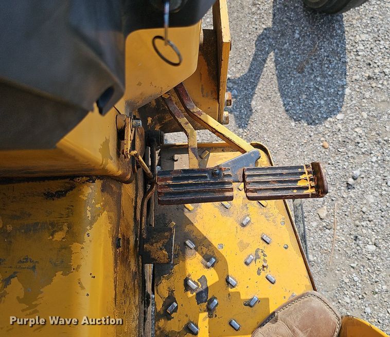 image for item DP6597 1991 Case IH 595 tractor