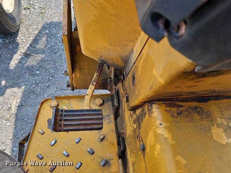 image for item DP6597 1991 Case IH 595 tractor