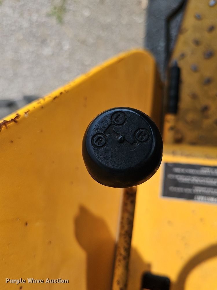 image for item DP6597 1991 Case IH 595 tractor