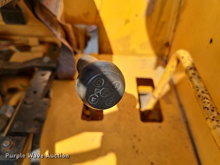 image for item DP6597 1991 Case IH 595 tractor